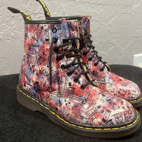 🔥 DR. MARTENS PINK LONDON LEATHER BOOTS RARE VINTAGE MADE IN ENGLAND Women Sz 8 - Picture 2 of 16